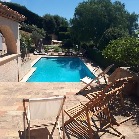 Vila Rue Du Parc De La Reine Astride Grimaud